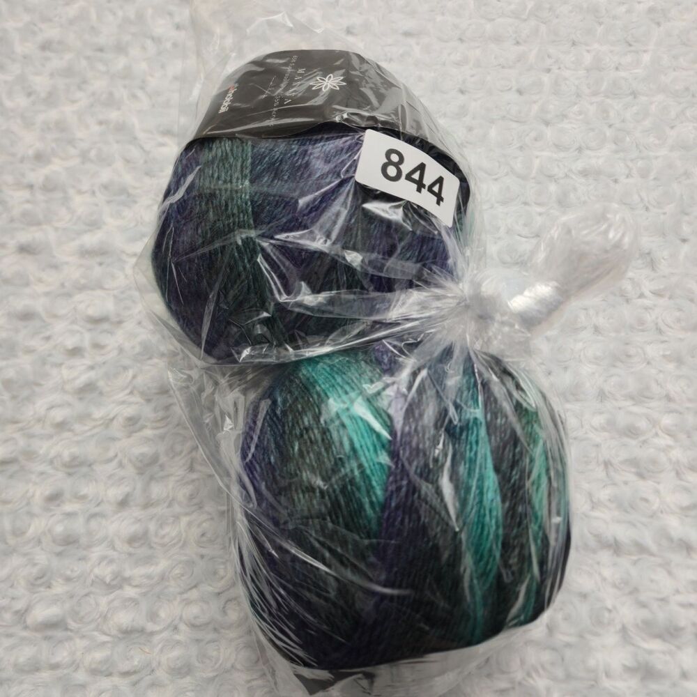 Hobbii Manaya Knitting Yarn Cakes Multicolor Superwash Color 05 New